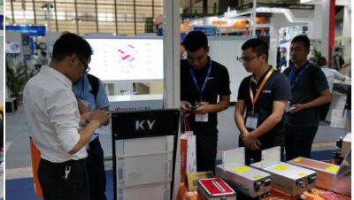 Cliente de Filipinas compra 10 unidades de láser UV/verde de nanosegundos