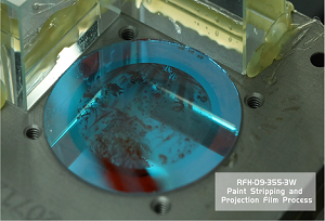 Ventajas del láser UV RFH D9 para eliminar pintura en diapositivas de proyección